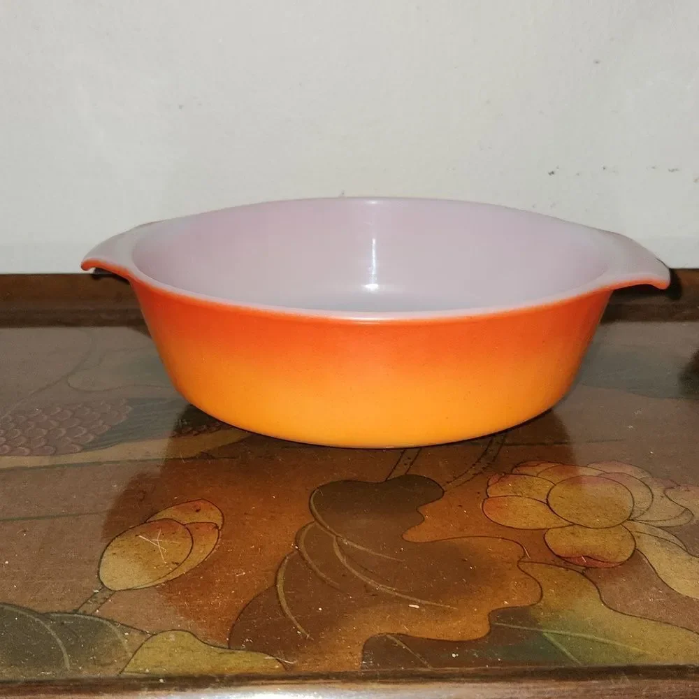 Anchor Hocking Fire King 1 1/2 QT Casserole Dish
